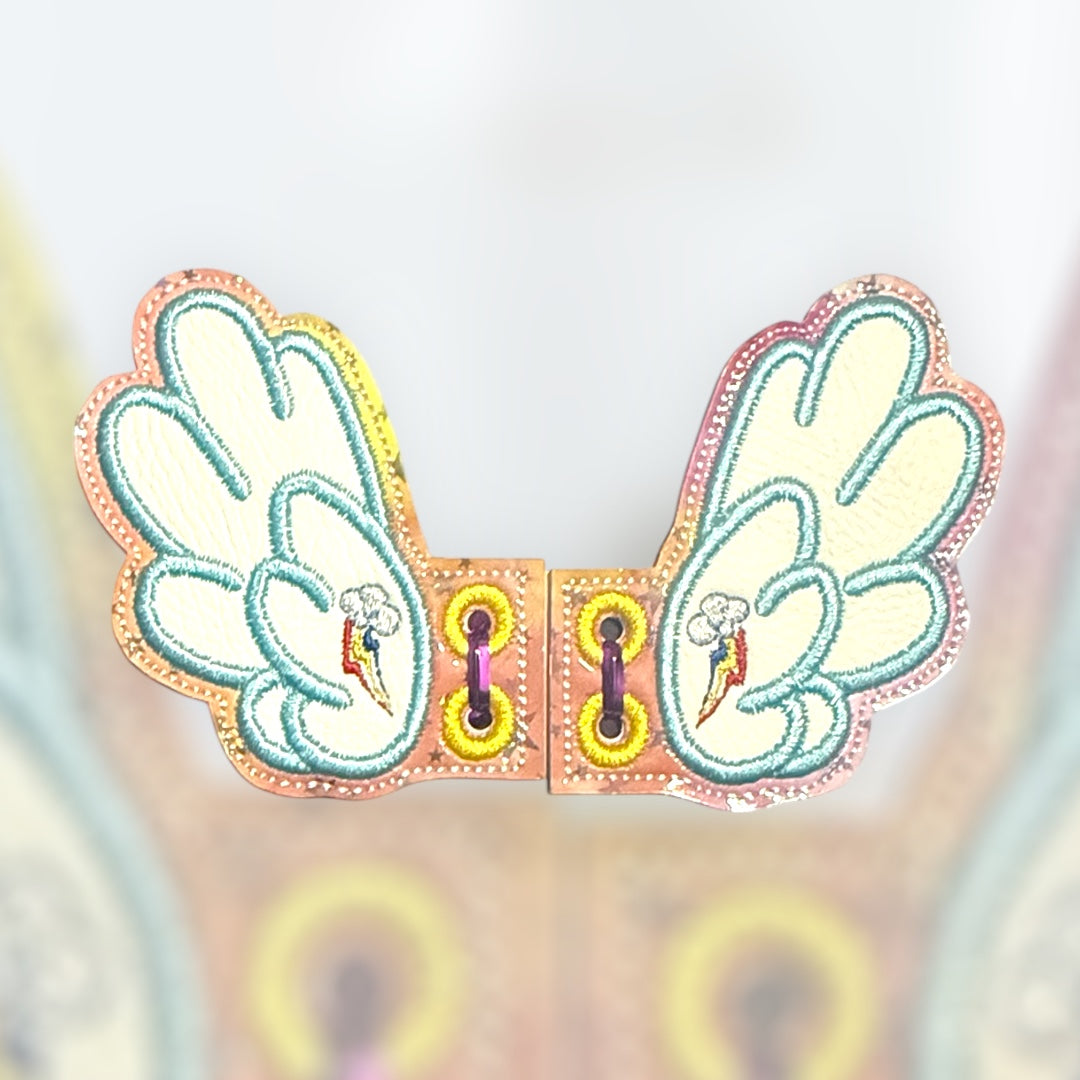 Shoe wings